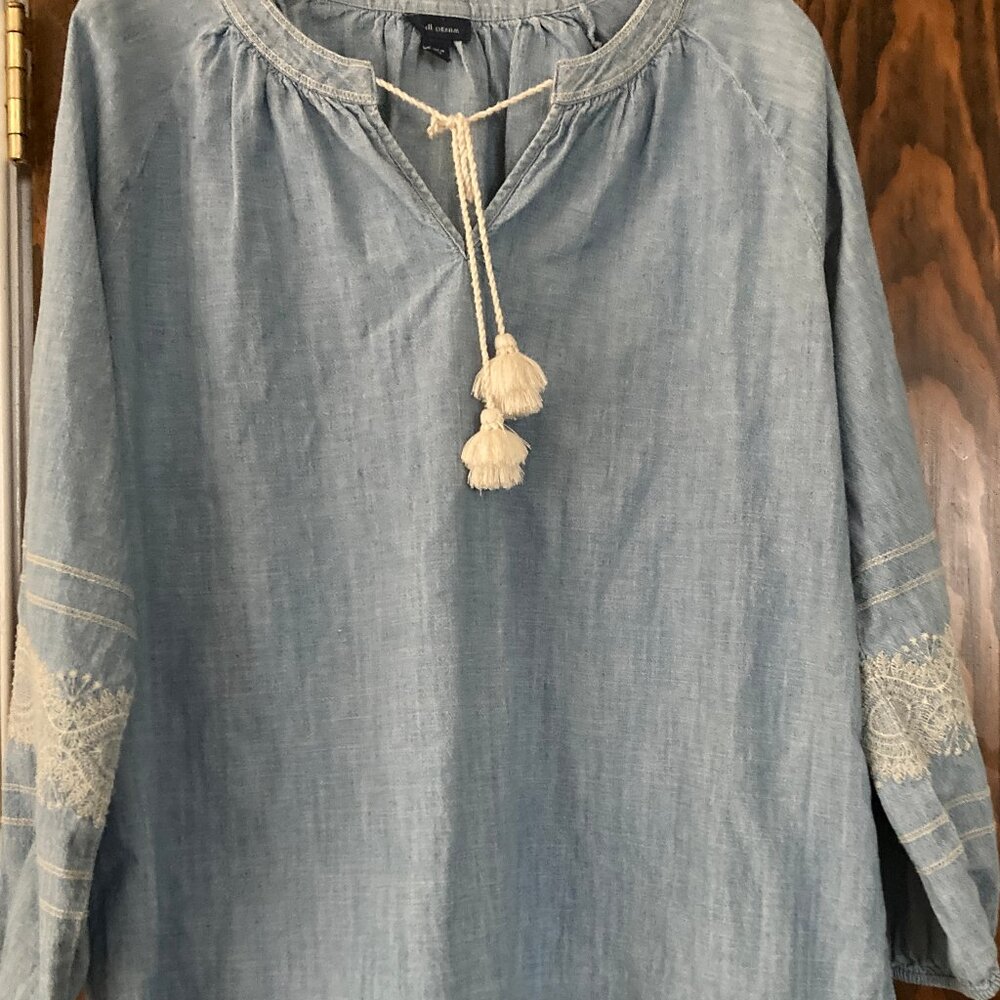 J Jill jjill denim embroidered tassels long sleeve peasant top size PL